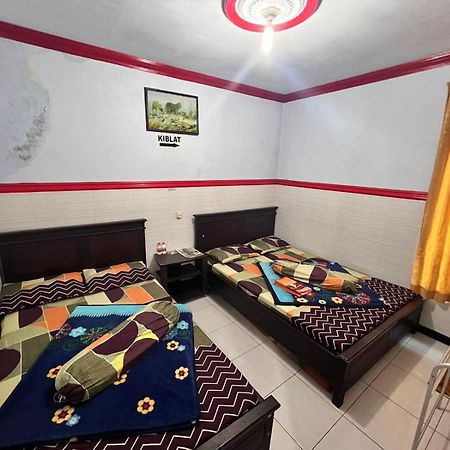 Griyo Tombo Kangen Sarangan Exterior foto